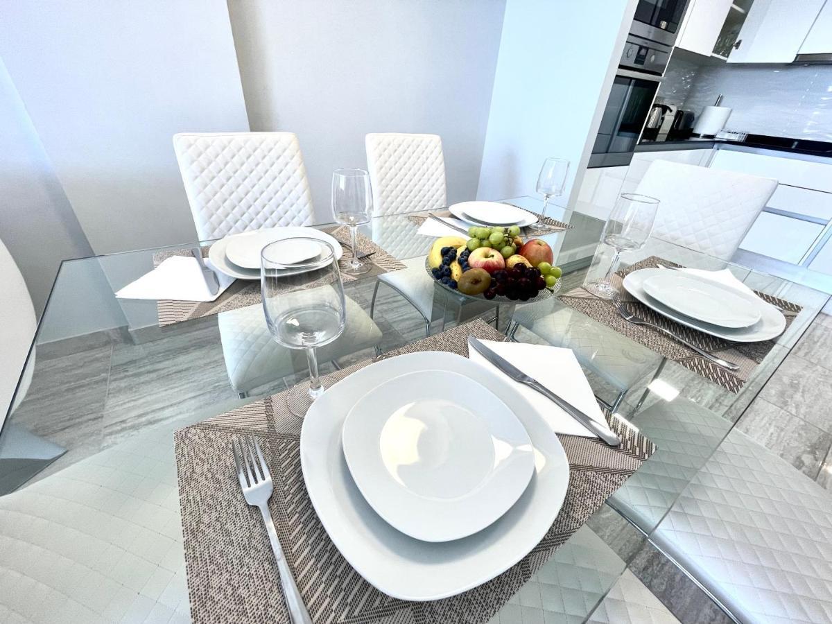 Exclusive Apartments On The First Line Of Benidorm Sol Y Mar Exterior photo